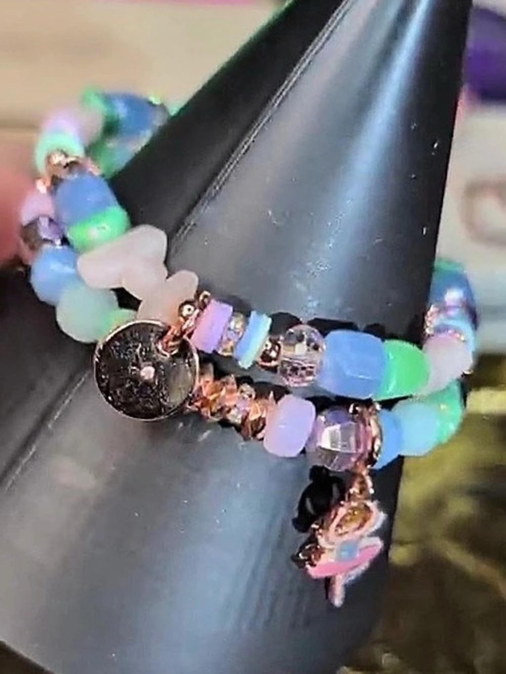 Bomb Party retro holiday Beaded Charm Bracelets Like New